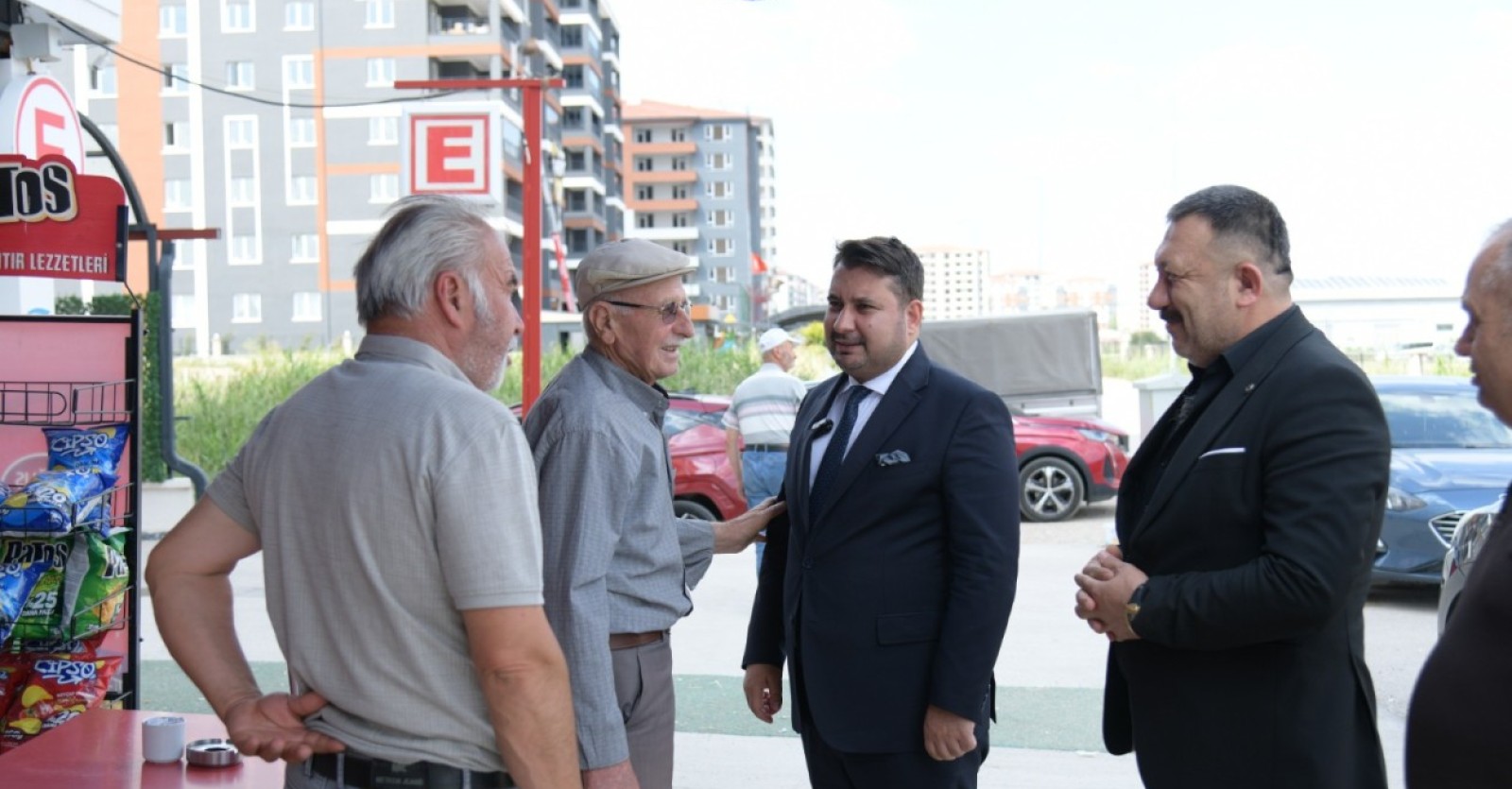 BAŞKAN ÇIRPANOĞLU’NDAN ESNAF ZİYARETİ